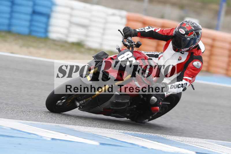 Archiv-2025/02 28.-31.01.2025 Moto Center Thun Jerez/gruen-green/82